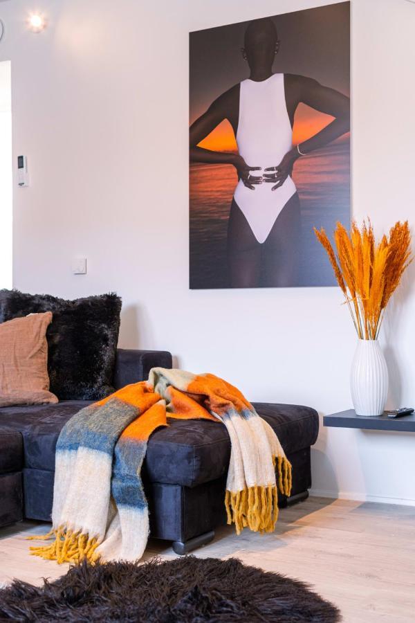 Duplex-Apartment With Terrace On Top Location In Gand Extérieur photo